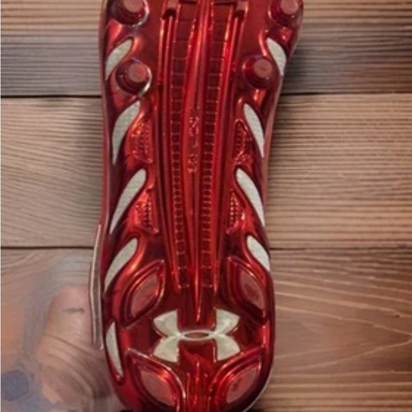 Under Armour highlight hammer MC red/white football cleats Sz 14 men\'s